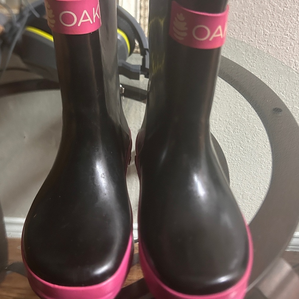 OAK Black and Pink Winter Rain Boots